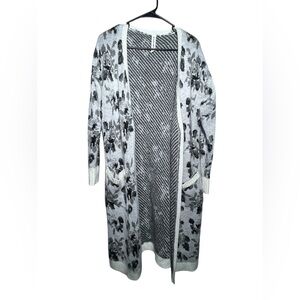Bethany Mota Longline Floral Knit Cardigan Sweater – Gray/Black, Size M